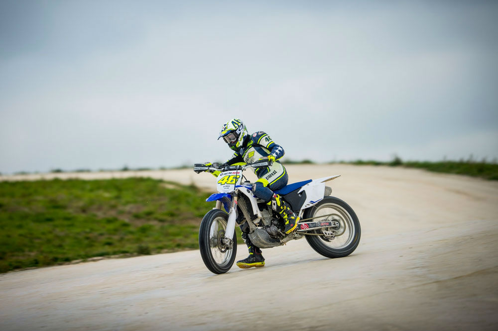 Vídeo: Uma volta com Rossi no famoso Moto Ranch