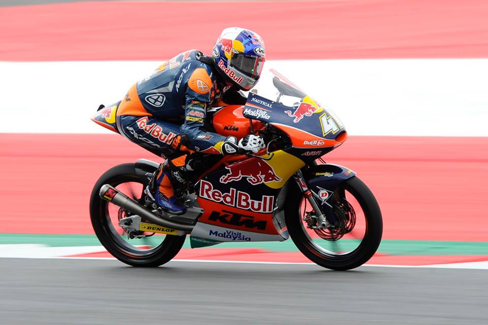 Moto3: Brad Binder obtém a pole em Brno