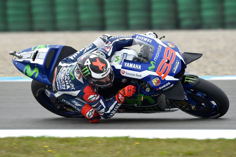 MotoGP: Lorenzo na frente do último treino livre