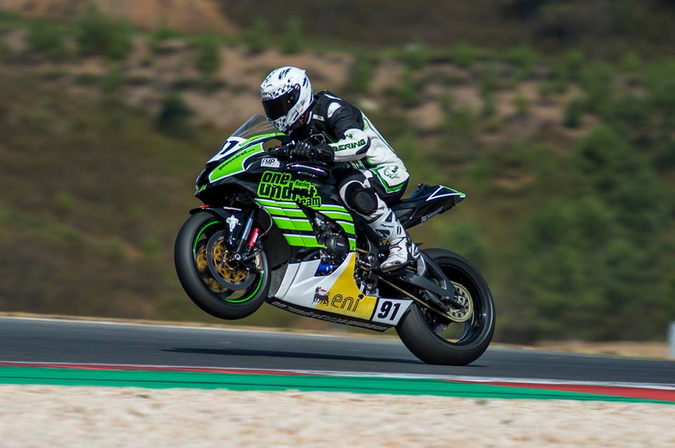 CEV Portimão: Tiago Magalhães 5º na qualificação das Superbikes