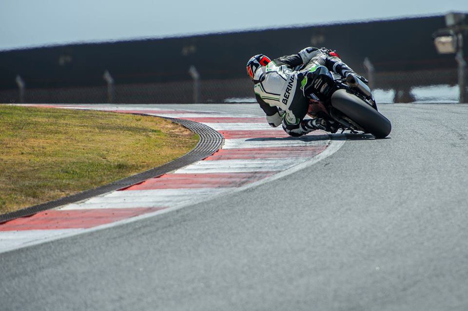 CEV Portimão: Tiago Magalhães 9º na segunda corrida do Europeu de SBK