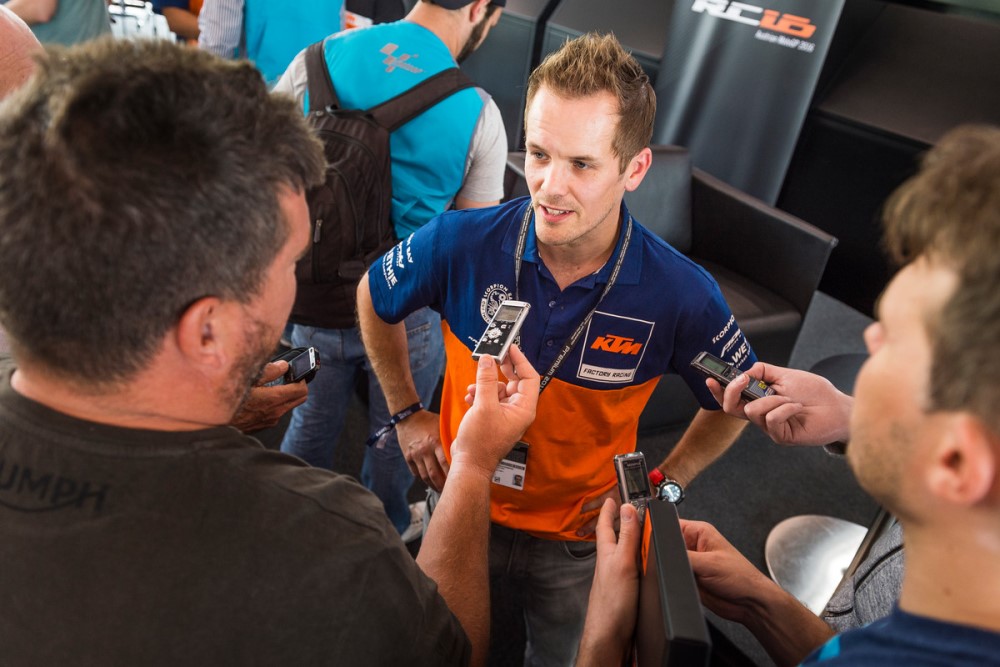 MotoGP –  Fotogaleria: A apresentação da KTM RC16