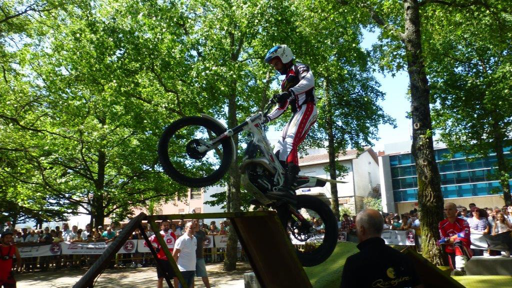 Trial Indoor: Diogo Vieira vence em Paços de Ferreira