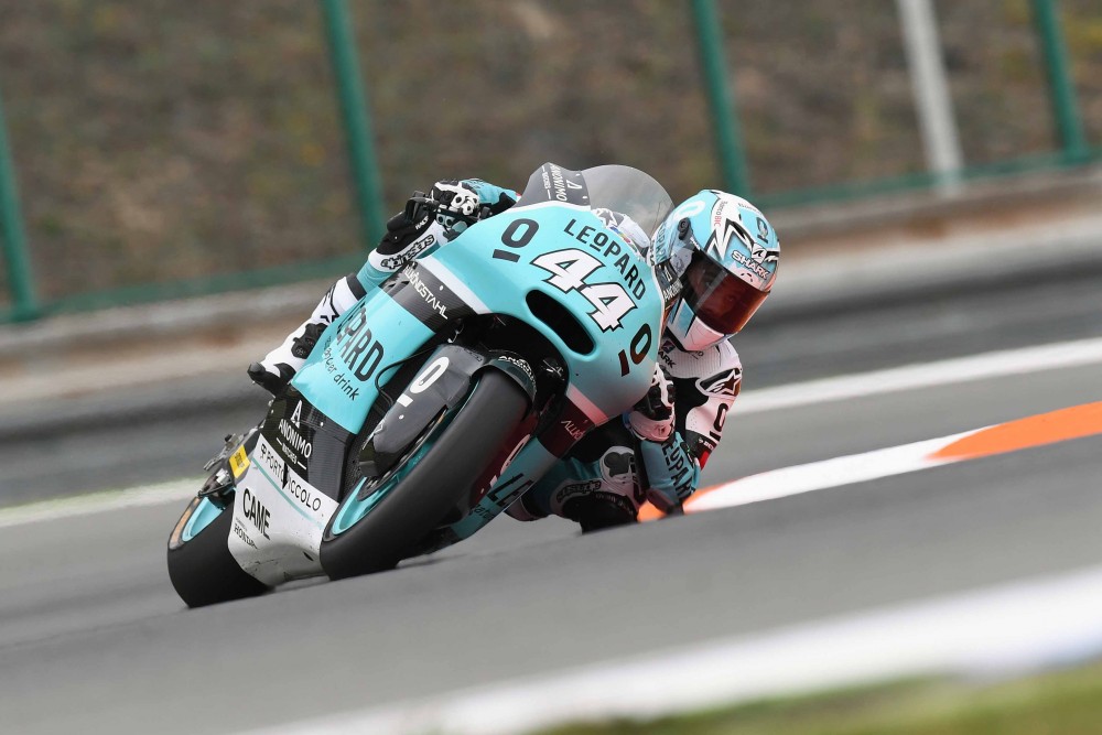 Moto2: Miguel Oliveira abre o dia em 9º