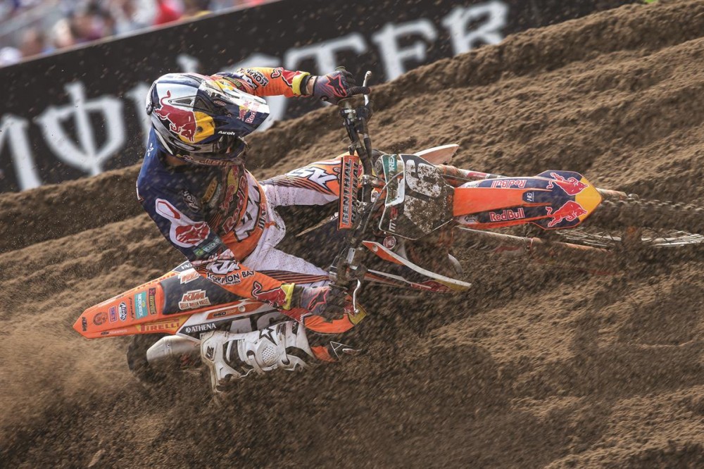 MXGP: Davy Pootjes falha resto da época