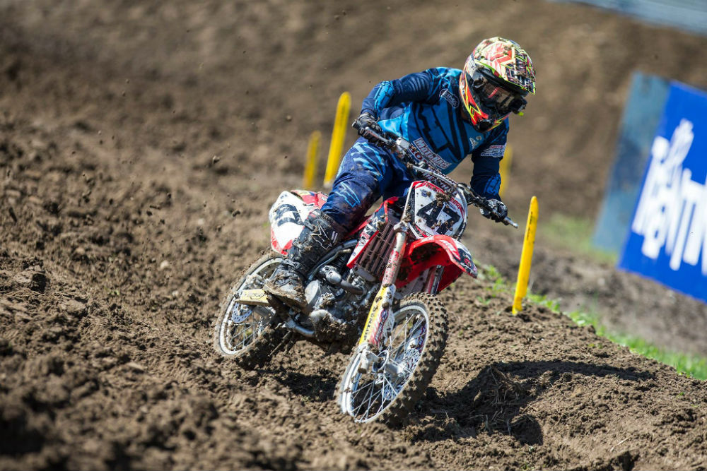 MX: Luís Outeiro 8º na primeira manga do GP da Suiça