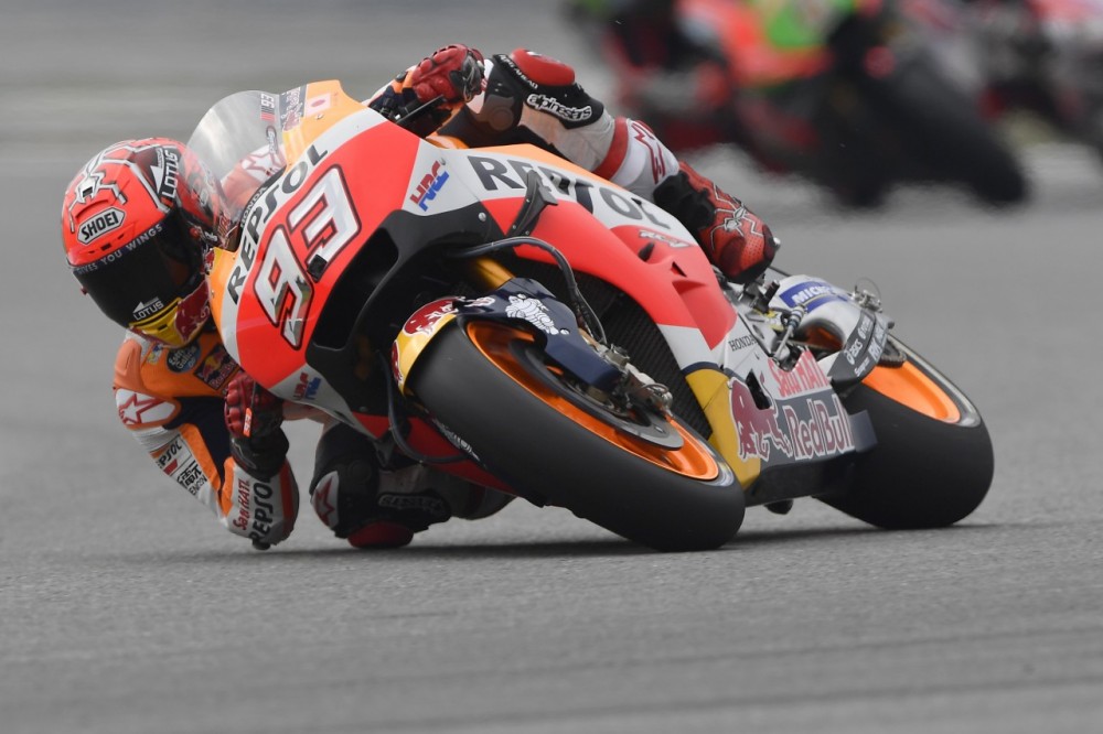 MotoGP: Márquez surpreende Lorenzo e fica com a pole
