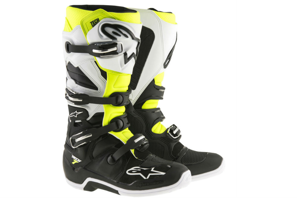 AlpineStars Tech 7 com novas cores
