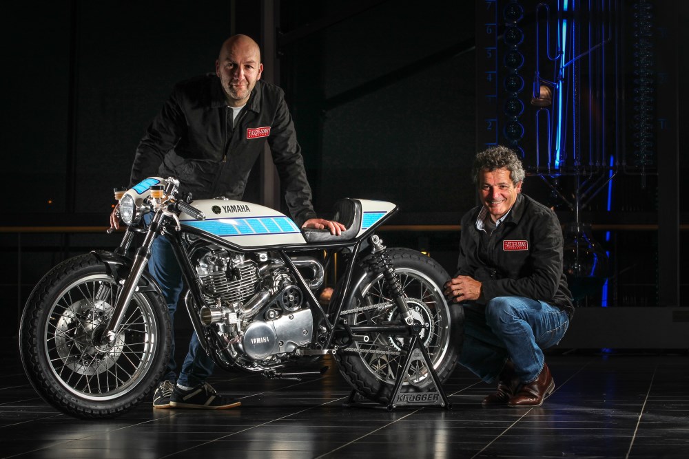 Yard Built coloca lenda do MotoGP a construir moto com a Krugger Motorcycles