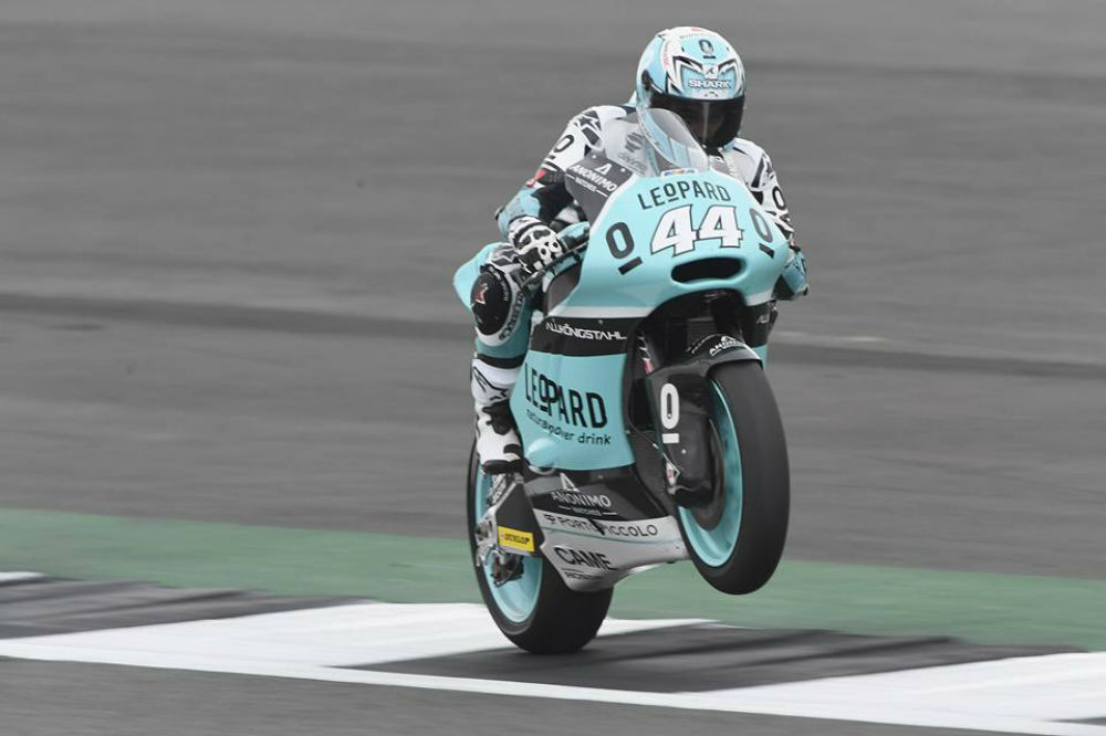 Moto2 – Miguel Oliveira: “A moto está difícil nas curvas”