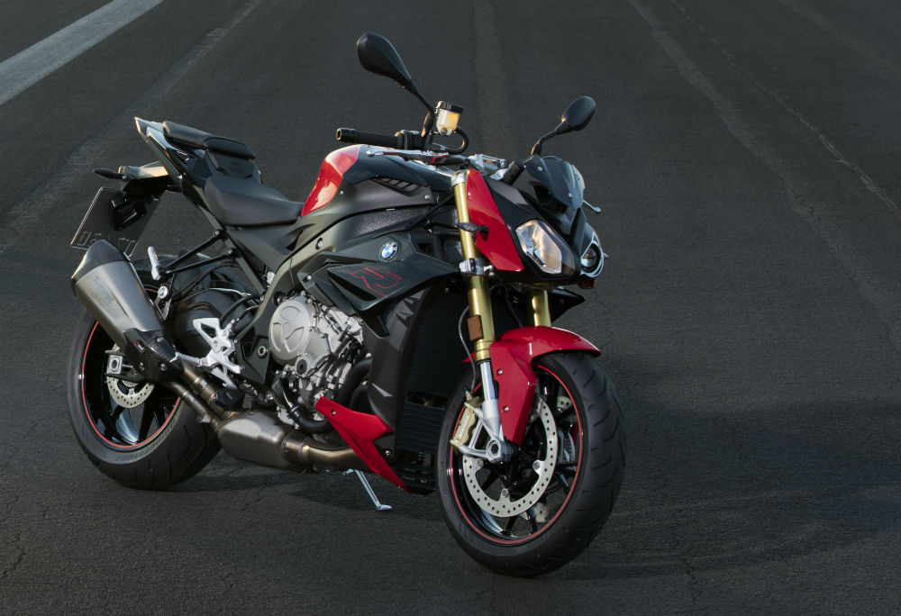 Intermot: BMW apresentou S 1000R 2017