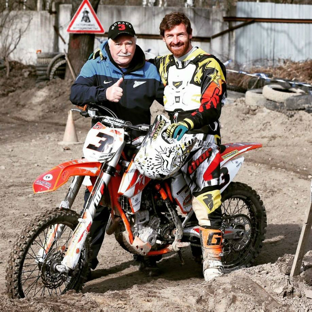 TT: André Villas Boas na equipa oficial da KTM em Portalegre