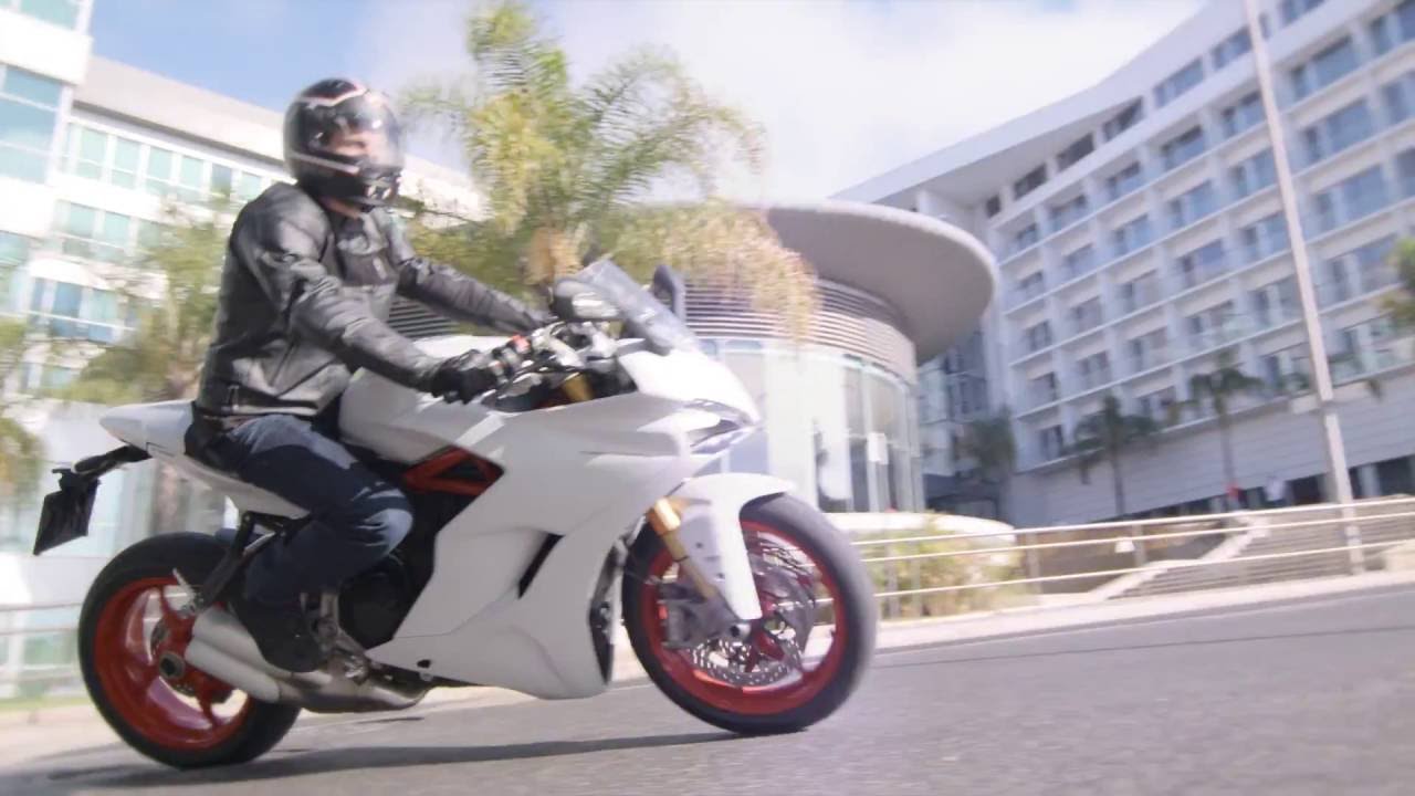 Ducati SuperSport com anúncio gravado em Portugal