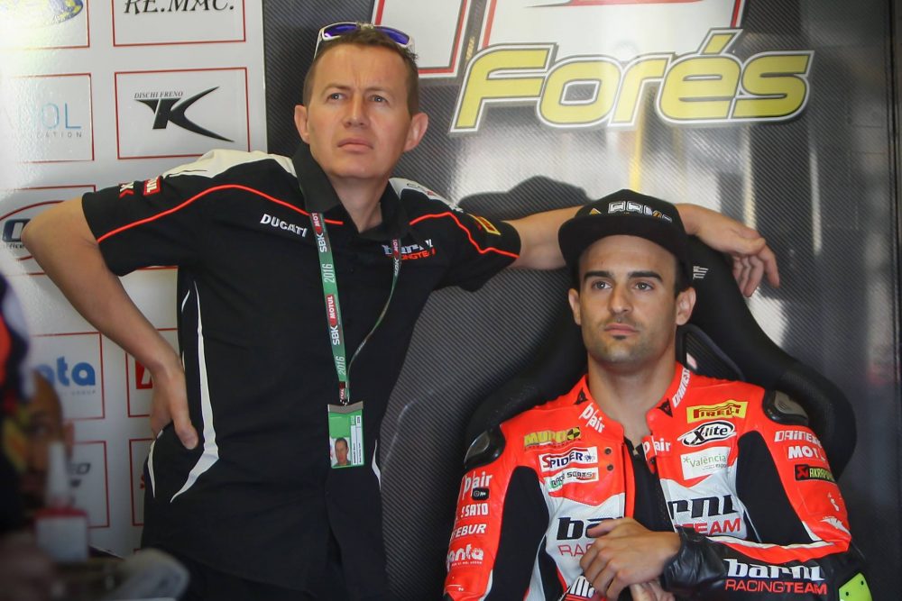 SBK: Javier Forés garante permanência na Barni Racing Team