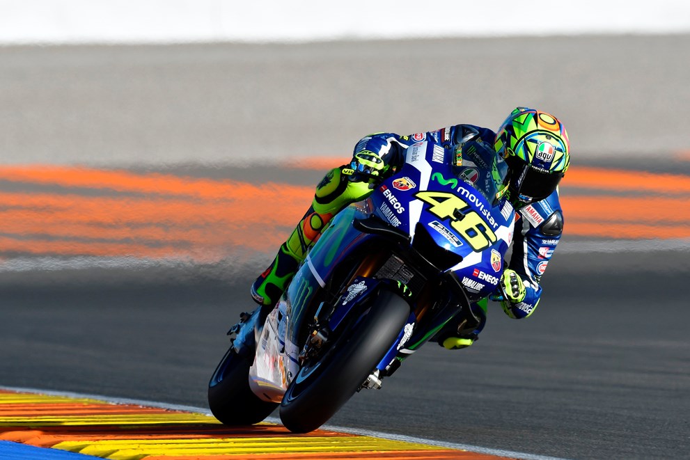 MotoGP: Valentino Rossi mantém a liderança em Valência