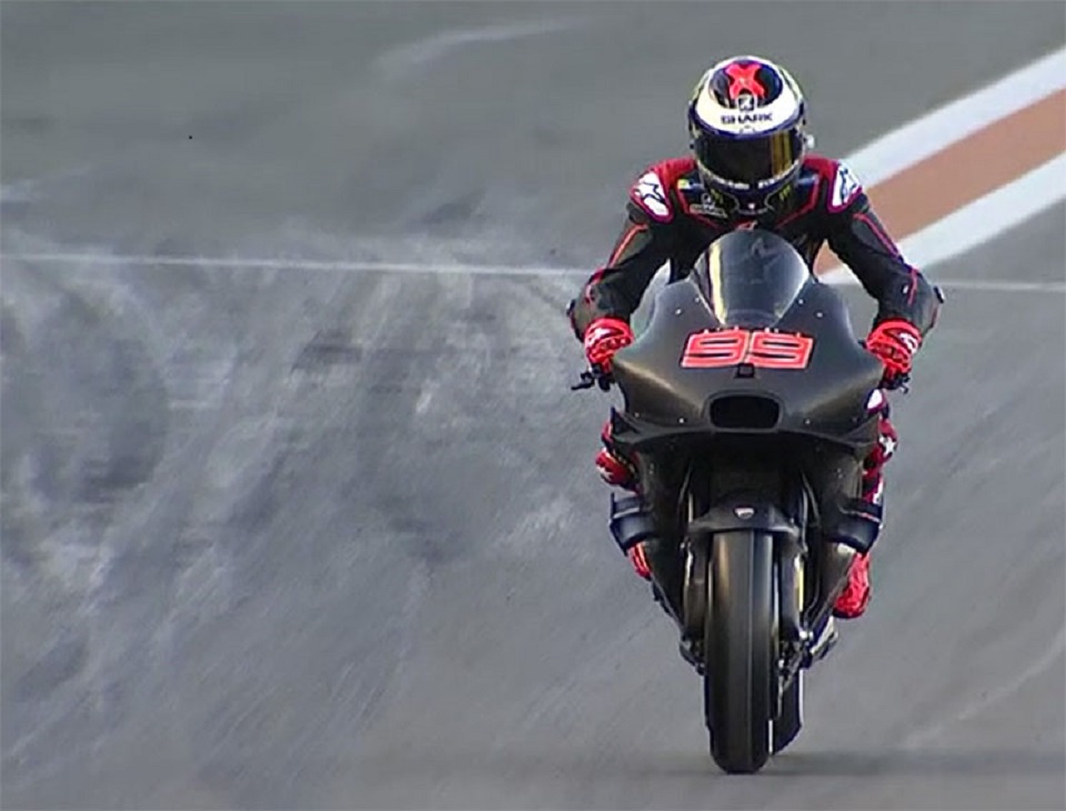 MotoGP: Jorge Lorenzo já roda com a Ducati