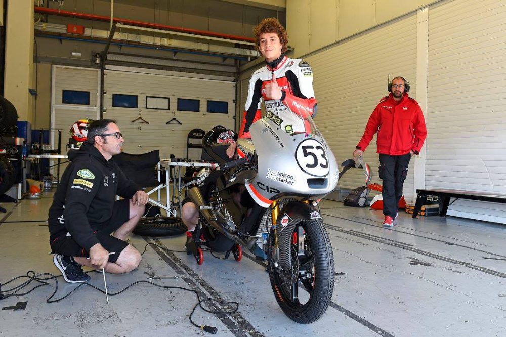 Moto3: Marco Bezzechi assina pela CIP Team