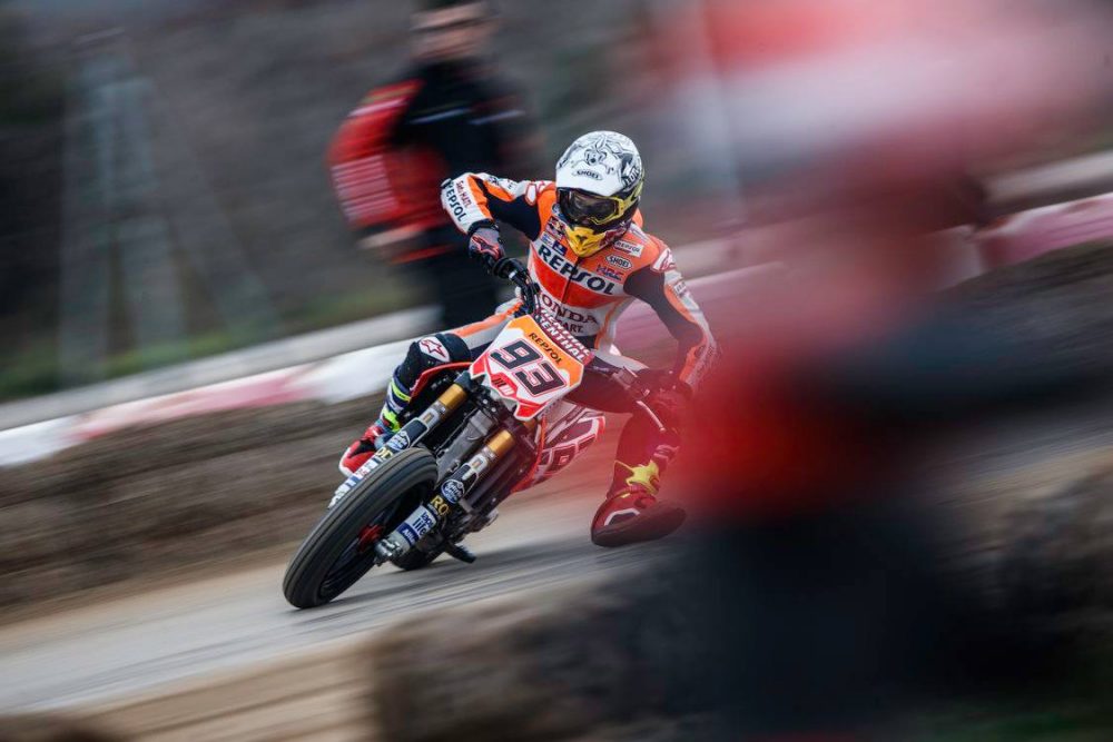 VÍDEO: Marc Márquez quer vingar-se de Brad Baker no Superprestigio