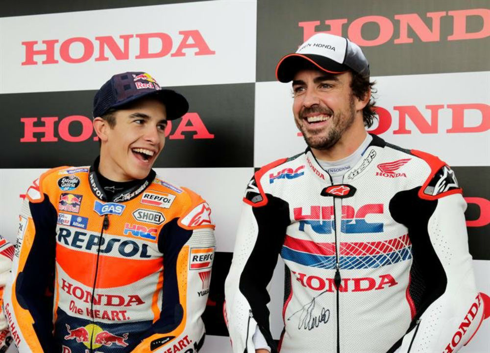 MotoGP-Vídeo: Fernando Alonso e Marc Márquez testam RC213V