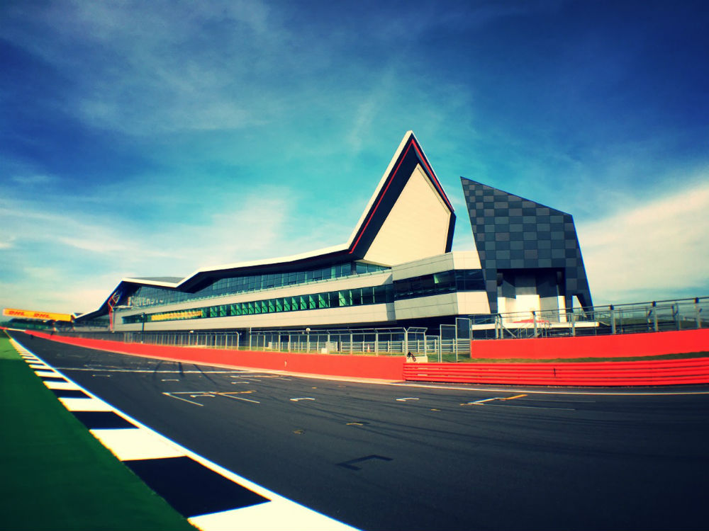 MotoGP: Responsáveis de Silverstone preocupados com novo circuito de Gales