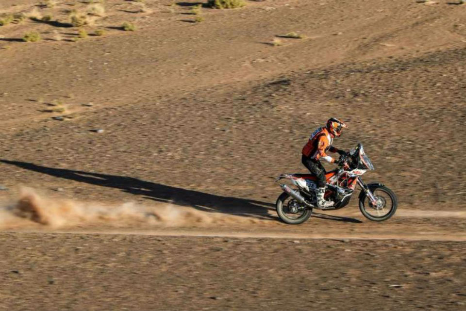 África Eco Race, Etapa 4: Gev Sella mais líder, Didier Frederico sobe na geral