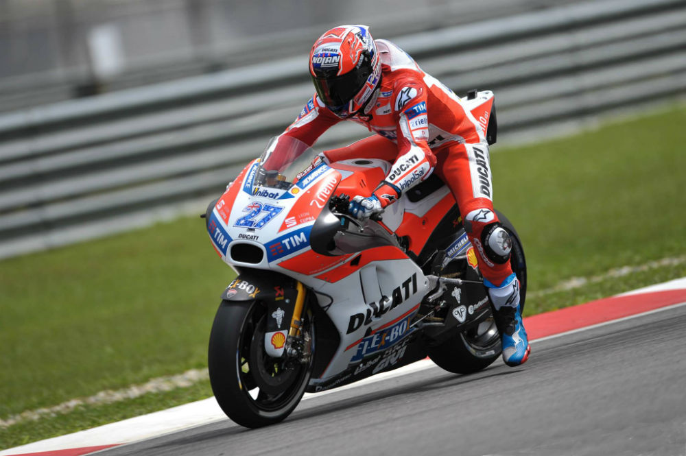 MotoGP: Casey Stoner confirmado para os testes oficiais