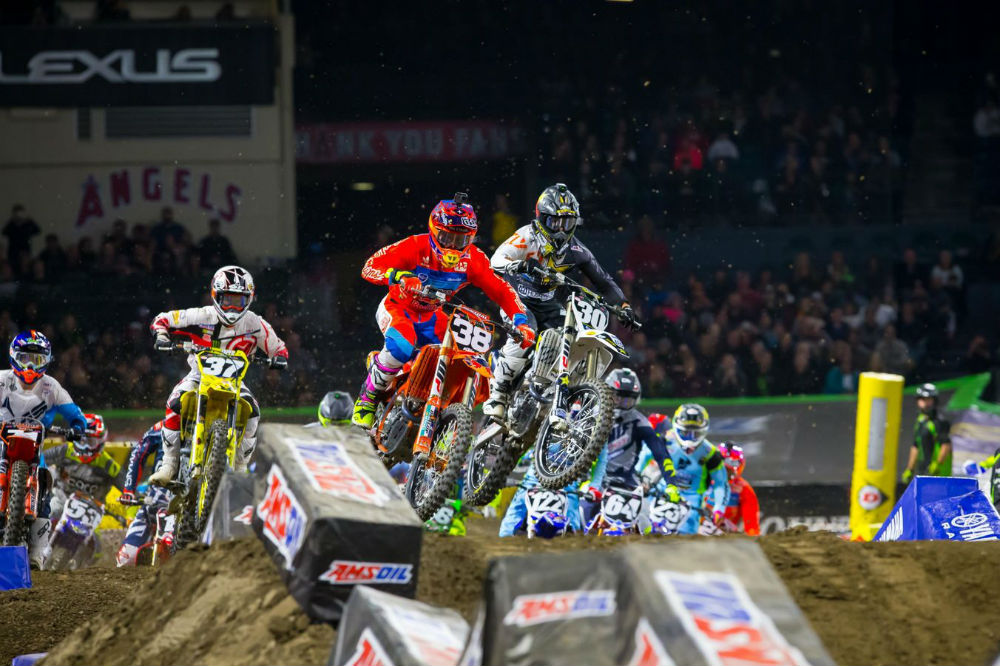 AMA SX: Shane McElrath entra a vencer