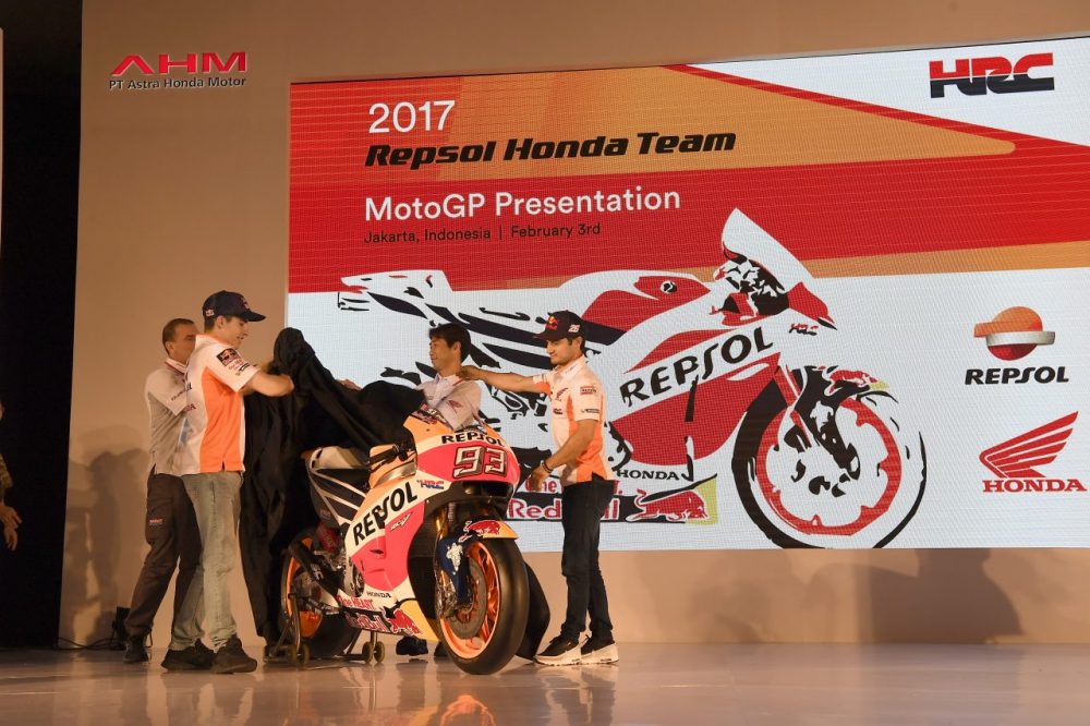 Vídeo: Honda revela cores da RC213V versão 2017