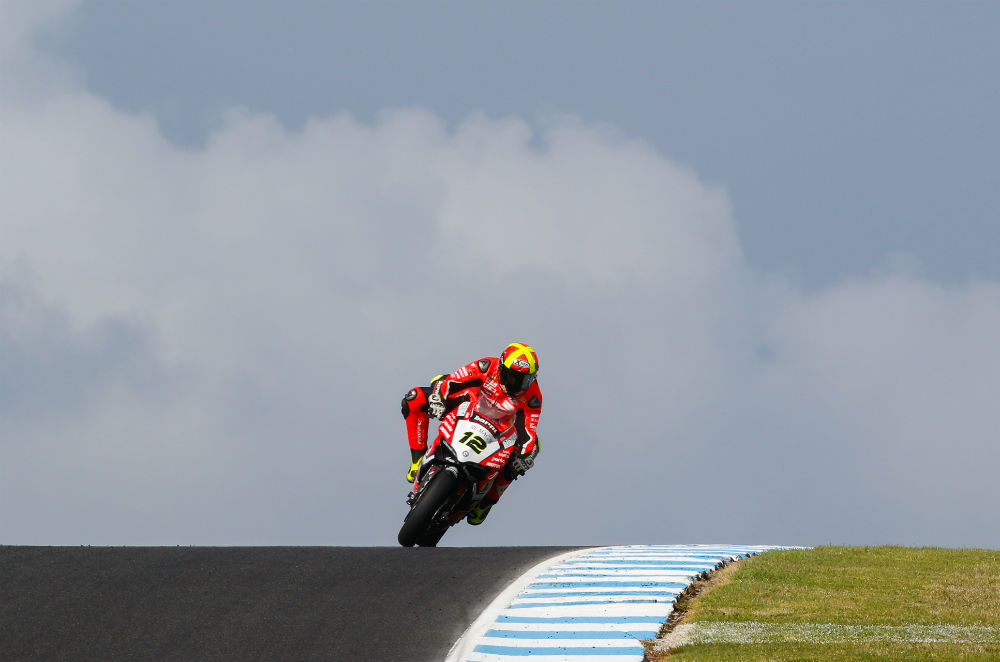 SBK: Xavi Forés o mais rápido nos testes de Phillip Island
