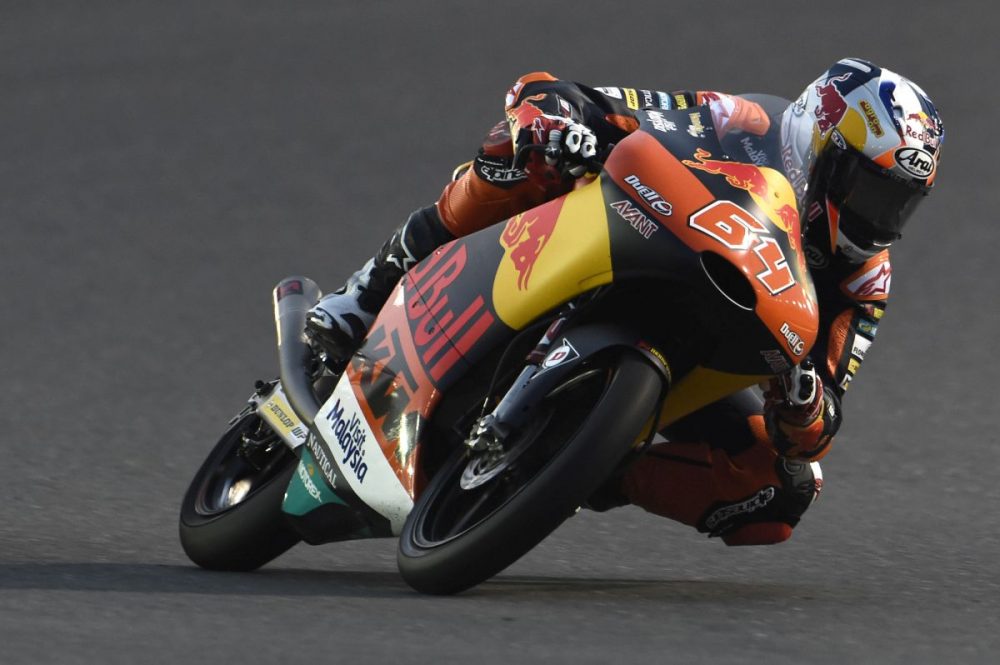 Moto3: Bo Bendsneyder na frente em sessão ventosa