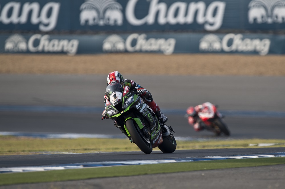 SBK: Jonathan Rea mantém a invencibilidade em Buriram