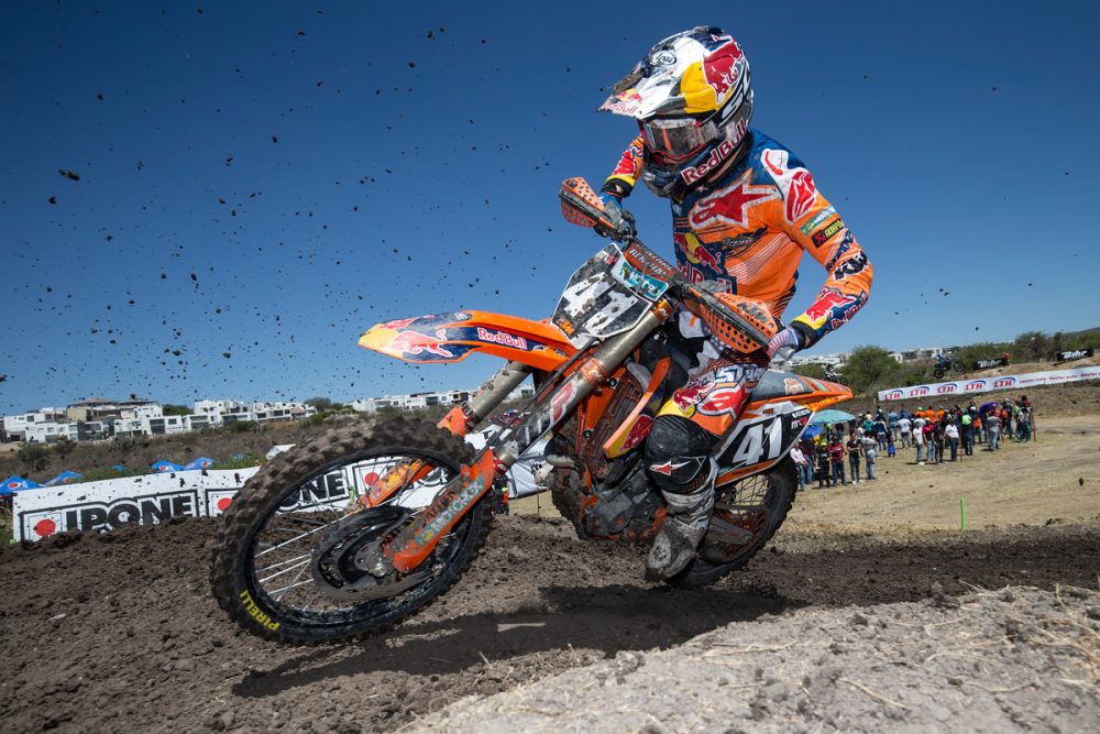 MXGP: Jorge Prado estreia-se a vencer em MX2