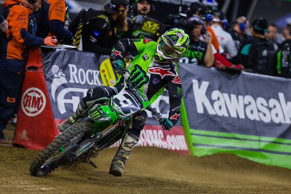 AMA SX: Eli Tomac continua imparável