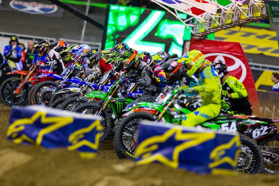 AMA SX, Vídeo: Resumo Corridas de Saint Louis