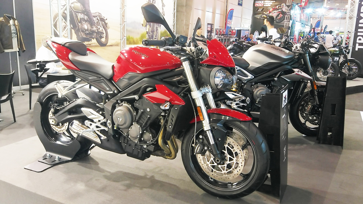 Triumph Street Triple apresentada no Salão MotoShow em Lisboa