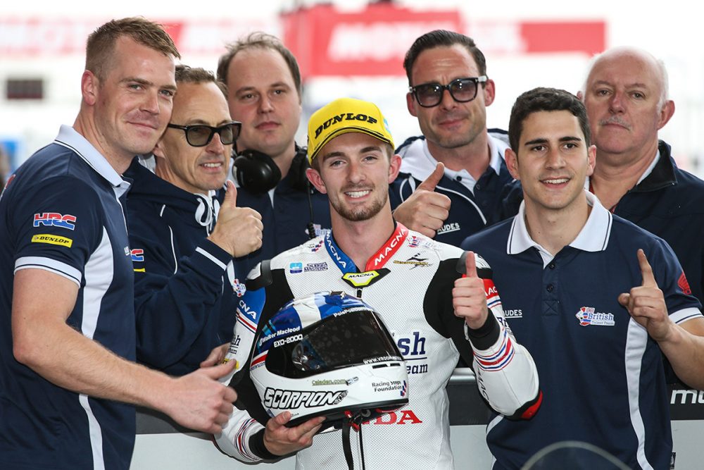 GP Argentina Moto3: John McPhee superior no Warm-Up