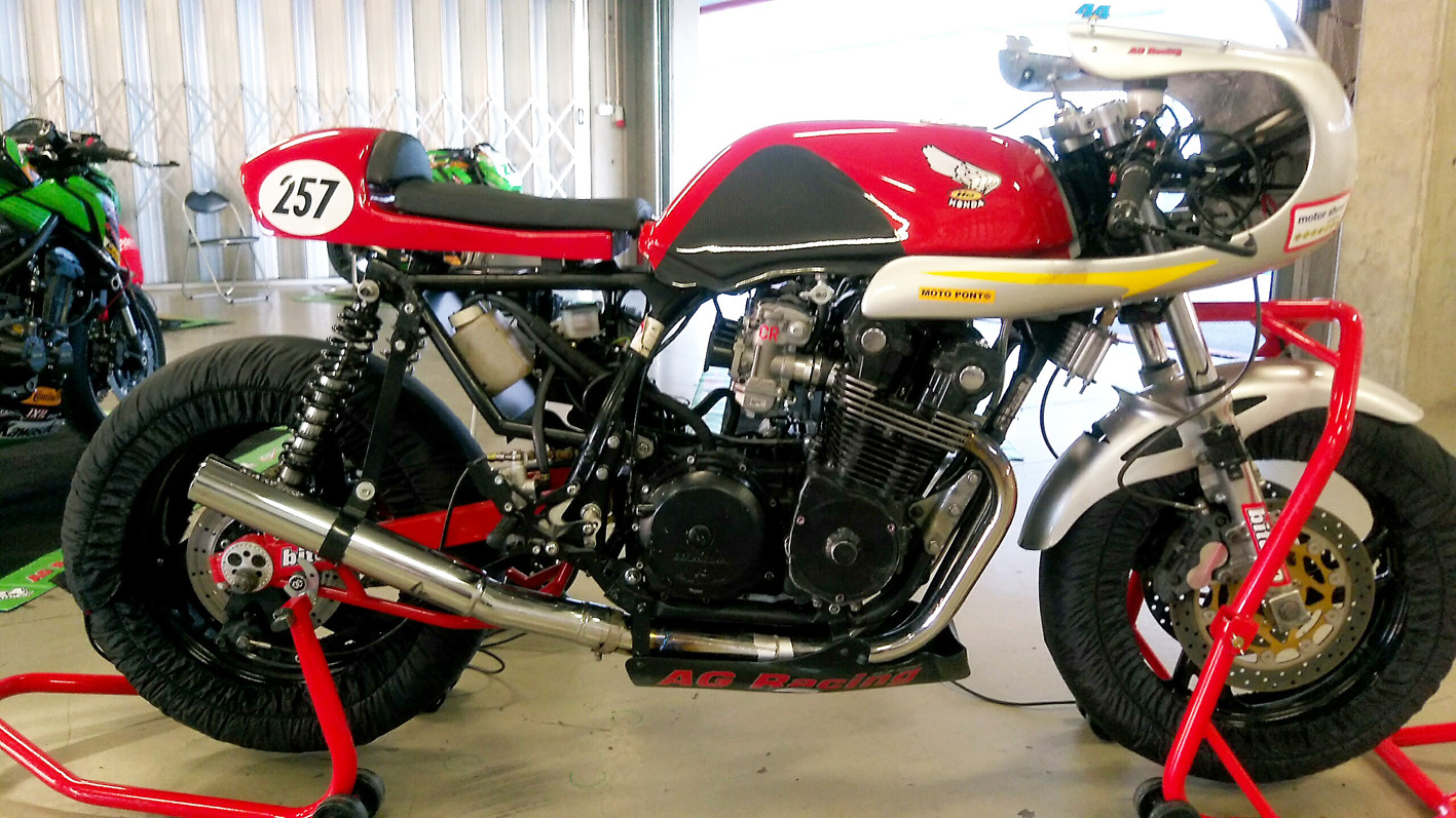 Honda Bol d’Or “Woodstock “– The Seventies on Steroids