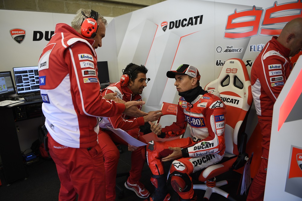 MotoGP: Jorge Lorenzo elogia novo pneu dianteiro da Michelin