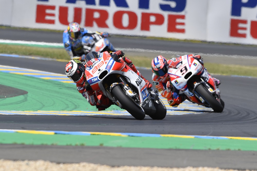 MotoGP: Jorge Lorenzo e Jack Miller ‘pegaram-se’ em Le Mans