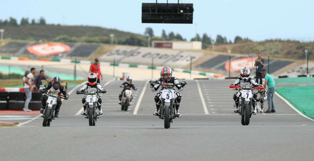 CNV: Novos valores estrearam-se em Portimão