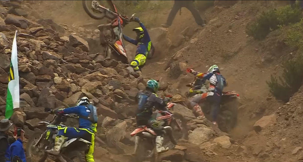 Hard Enduro – Vídeo: os melhores momento do Erzbergrodeo 2017