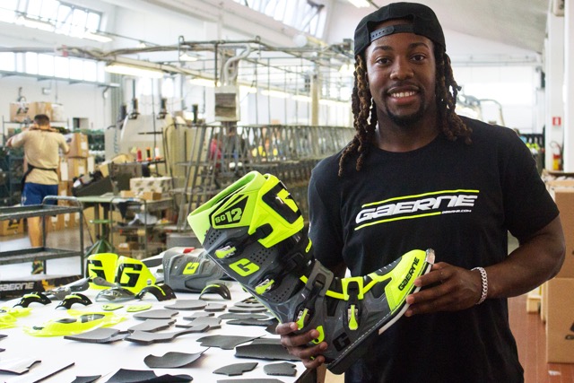 “A QUALIDADE EM QUE POSSO CONFIAR” afirma Malcolm Stewart durante a sua visita à Gaerne .