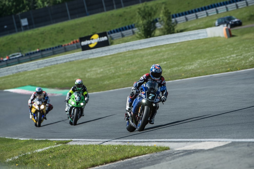 EWC: 8 Horas do Slovakia Ring com partida antecipada