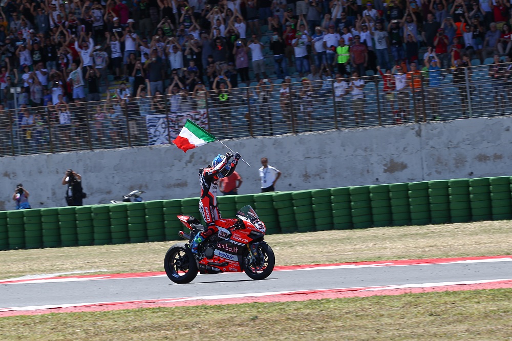 SBK: Marco Melandri garantiu 100ª vitória da Itália no Mundial