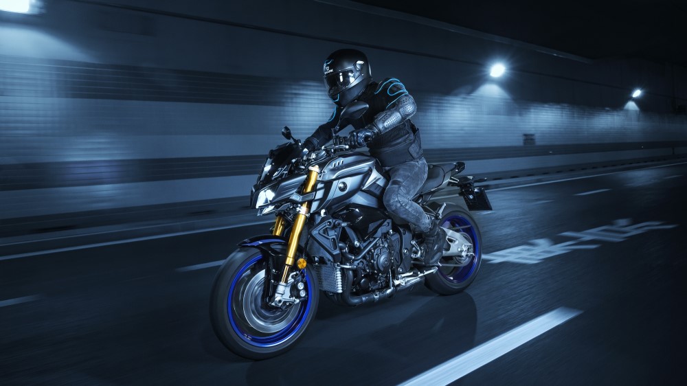 Yamaha MT – 10SP A velocidade do Lado Negro