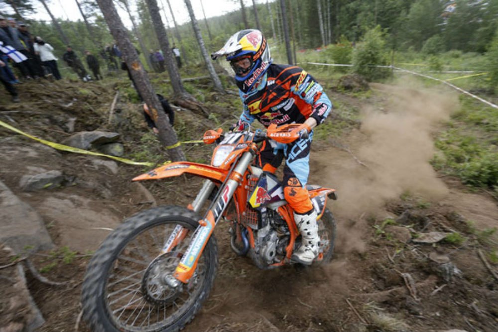 EnduroGP: Nathan Watson consolida liderança do GP de Portugal