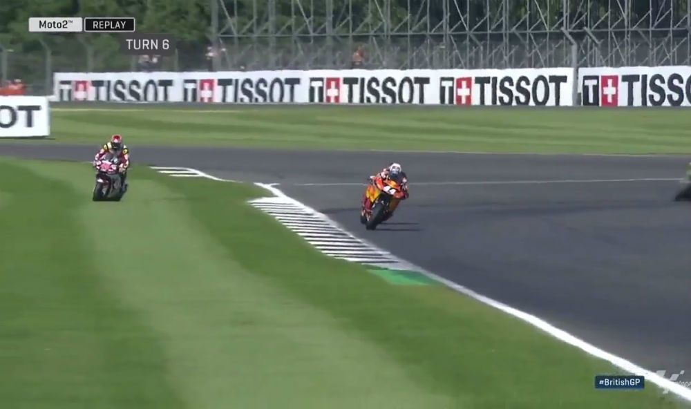 Moto 2 – Vídeo: O susto de Nagashima na frente de Miguel Oliveira