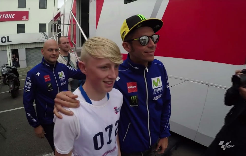 MotoGP – Vídeo: A Rossi mania em Silverstone