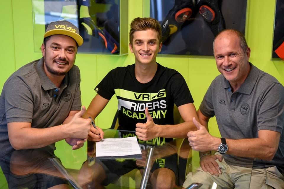 Moto2: Luca Marini com a Sky VR46 no próximo ano