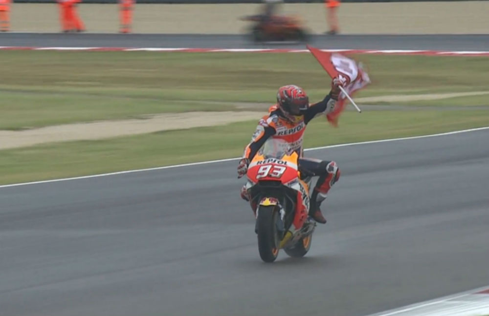MotoGP – GP de San Marino: Marc Márquez dá lição à chuva em Misano